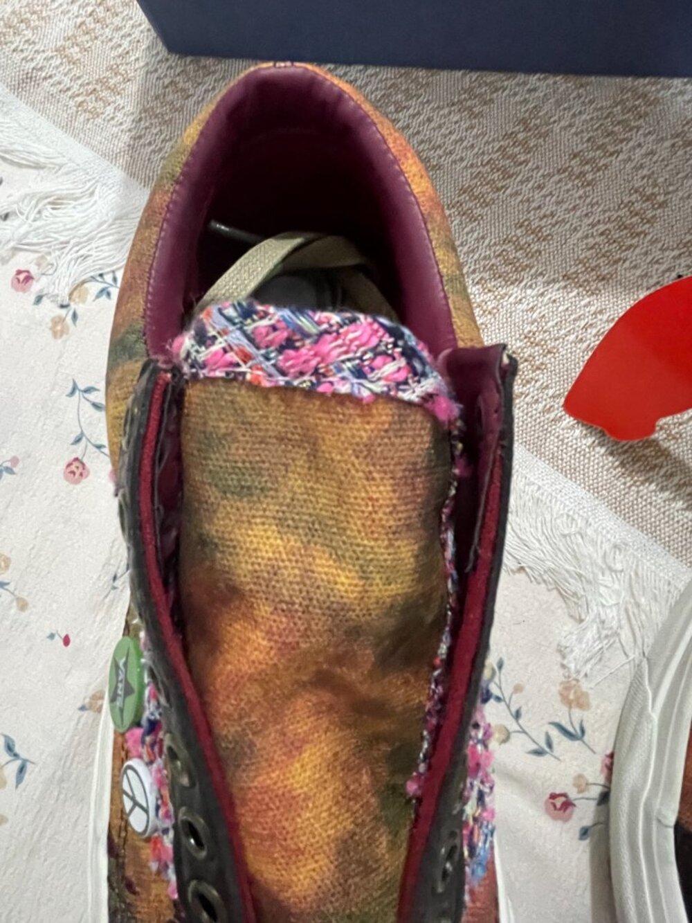 Vans Old Skool Tie-Dye Badge Low-Top Sneakers - Picture 7 of 13